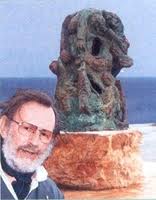 Vidèo Anfossi ha fatto le sue esperienze in tutto il mondo (oltre che in Italia anche in Francia, Svizzera, Argentina e in Austria) e oggi svolge la sua attività di artista prevalentemente a Sassari. Il primo maestro di vidèo Anfossi fu il padre Francesco Anfossi Quidacciolu, noto Ciccito, un artista a 360 gradi