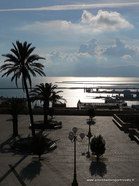 Scorcio del Bastione di cagliari: terazza Umberto I Terrazza del Bastione di Cagliari